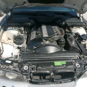 BMW 530 2003