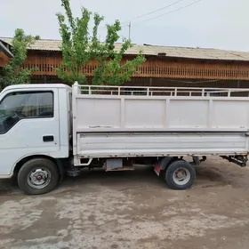 Kia Bongo 2001