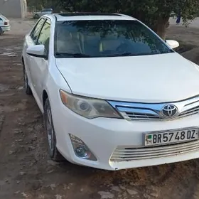 Toyota Camry 2013