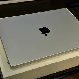 Macbook Pro M3 1Tb  Б/У