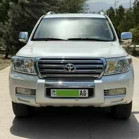 Toyota Land Cruiser 2010