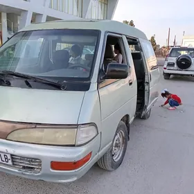 Toyota Hiace 1995