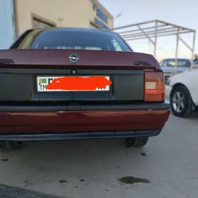 Opel Vectra 1990