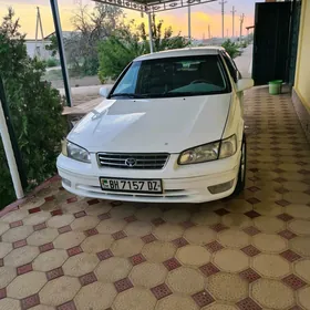 Toyota Camry 2001