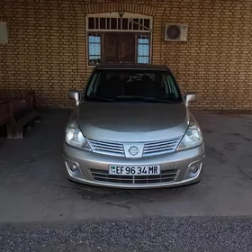 Nissan Versa 2009