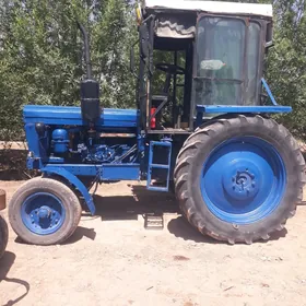 MTZ T-28 1995