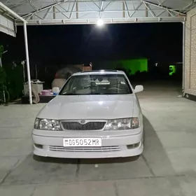 Toyota Avalon 1999