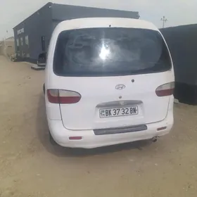 Toyota Hiace 2001