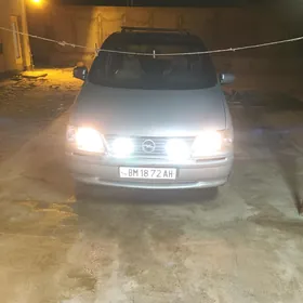 Opel Sintra 1998