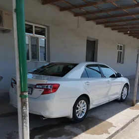 Toyota Camry 2013