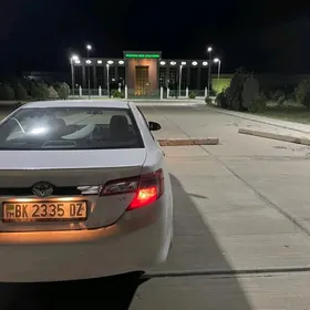 Toyota Camry 2013