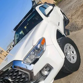 Toyota Tacoma 2019