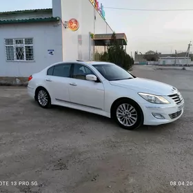 Hyundai Genesis 2012