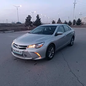 Toyota Camry 2017
