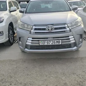 Toyota Highlander 2018