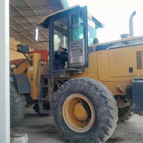 XCMG LW300F 2013