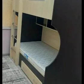 мастер по мебели