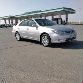 Toyota Camry 2004