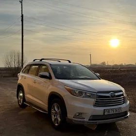 Toyota Highlander 2016