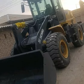 XCMG LW300F 2025