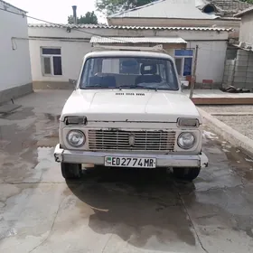 Lada Niva 2000