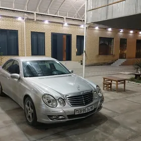 Mercedes-Benz E320 2004