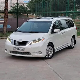 Toyota Sienna 2017