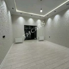 Gurtly 1 etaz 4kom 190m²