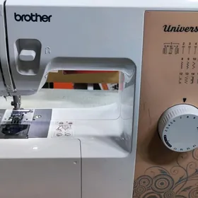 BROTHER UNIVERSAL