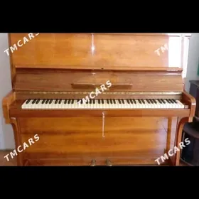 Pianino