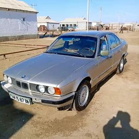 BMW 525 1990