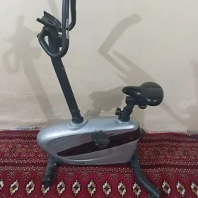 welotrenajor велотренажор