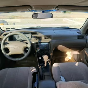Toyota Camry 1999