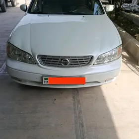 Nissan Maxima 2000