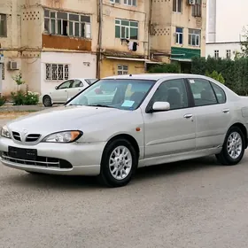 Nissan Primera 2001