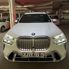 BMW X7 2023