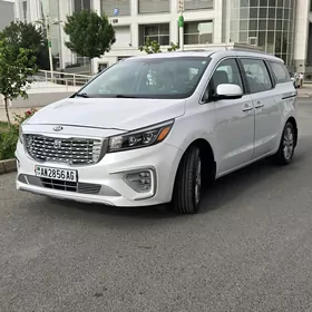 Kia Sedona 2020