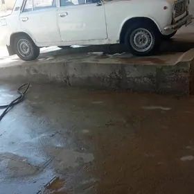 Lada 2104 1981