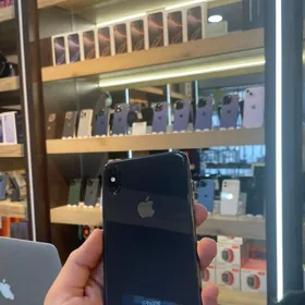 IPHONE XS MAX