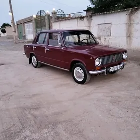 Lada 2104 1986