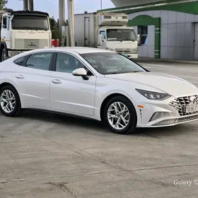 Hyundai Sonata 2020