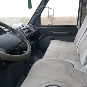 Forland H3 2001