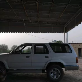Toyota 4Runner 1992
