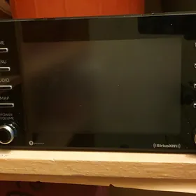 21-23 Camry LE, SE, televizor