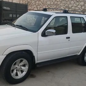 Nissan Pathfinder 2002