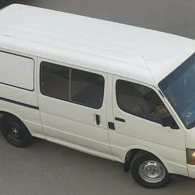 Toyota Hiace 1995