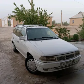 Opel Astra 1996