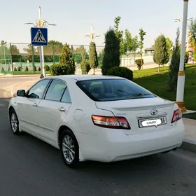 Toyota Camry 2010