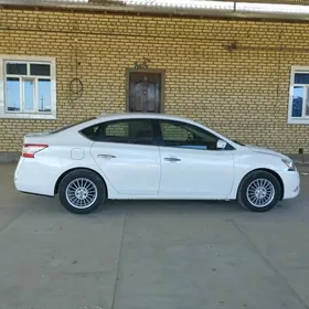 Nissan Sentra 2013