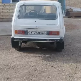 Lada Niva 1991